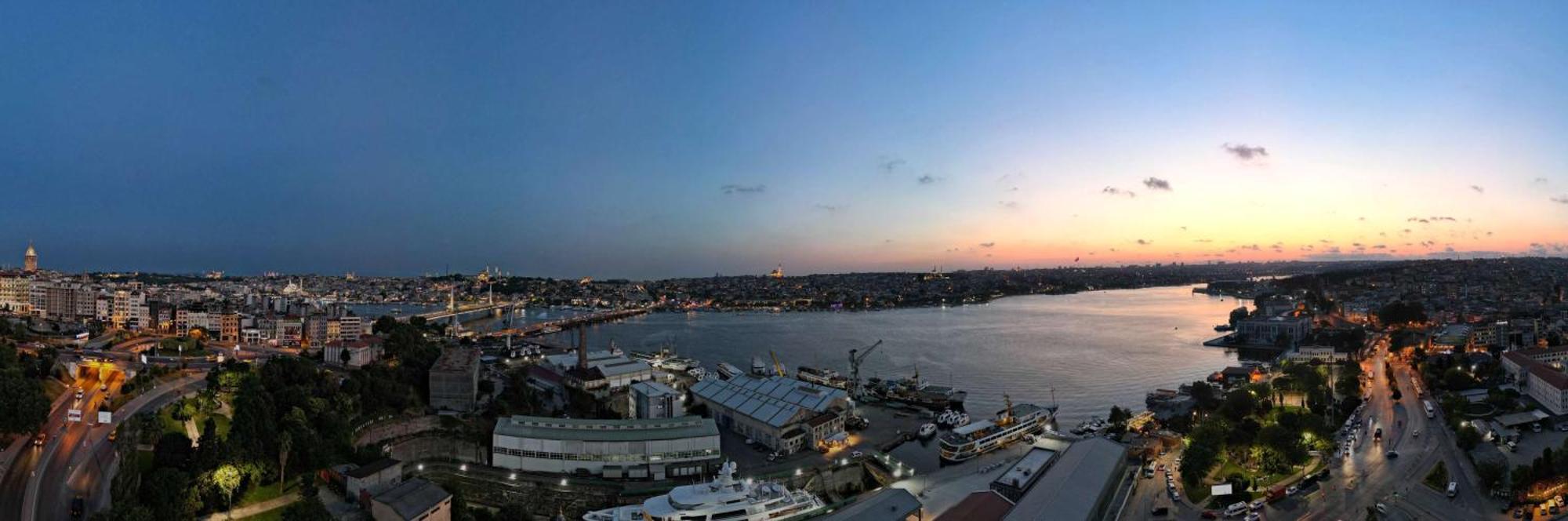 Radisson Blu Pera 5* Estambul